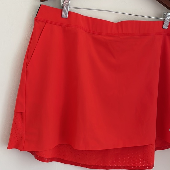 Nike Golf Skirt Size XL With Pockets Elastic Waist Red - Picture 3 of 9